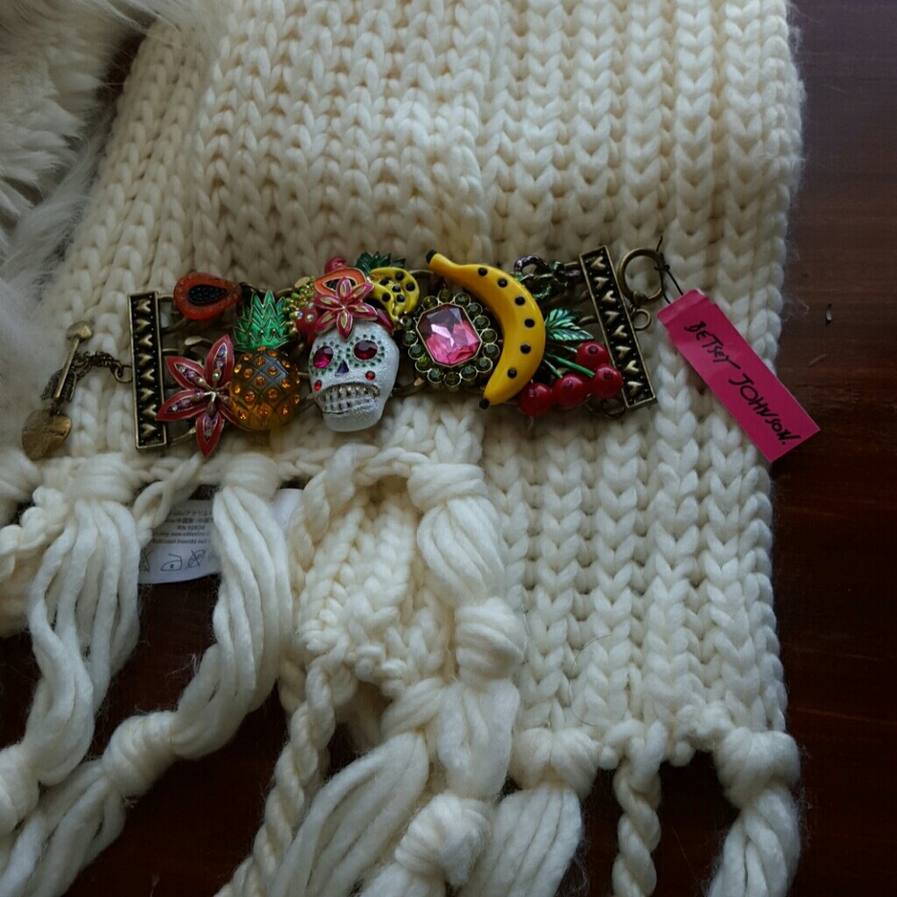 Rio Skull and Fruit Statement bracelet
